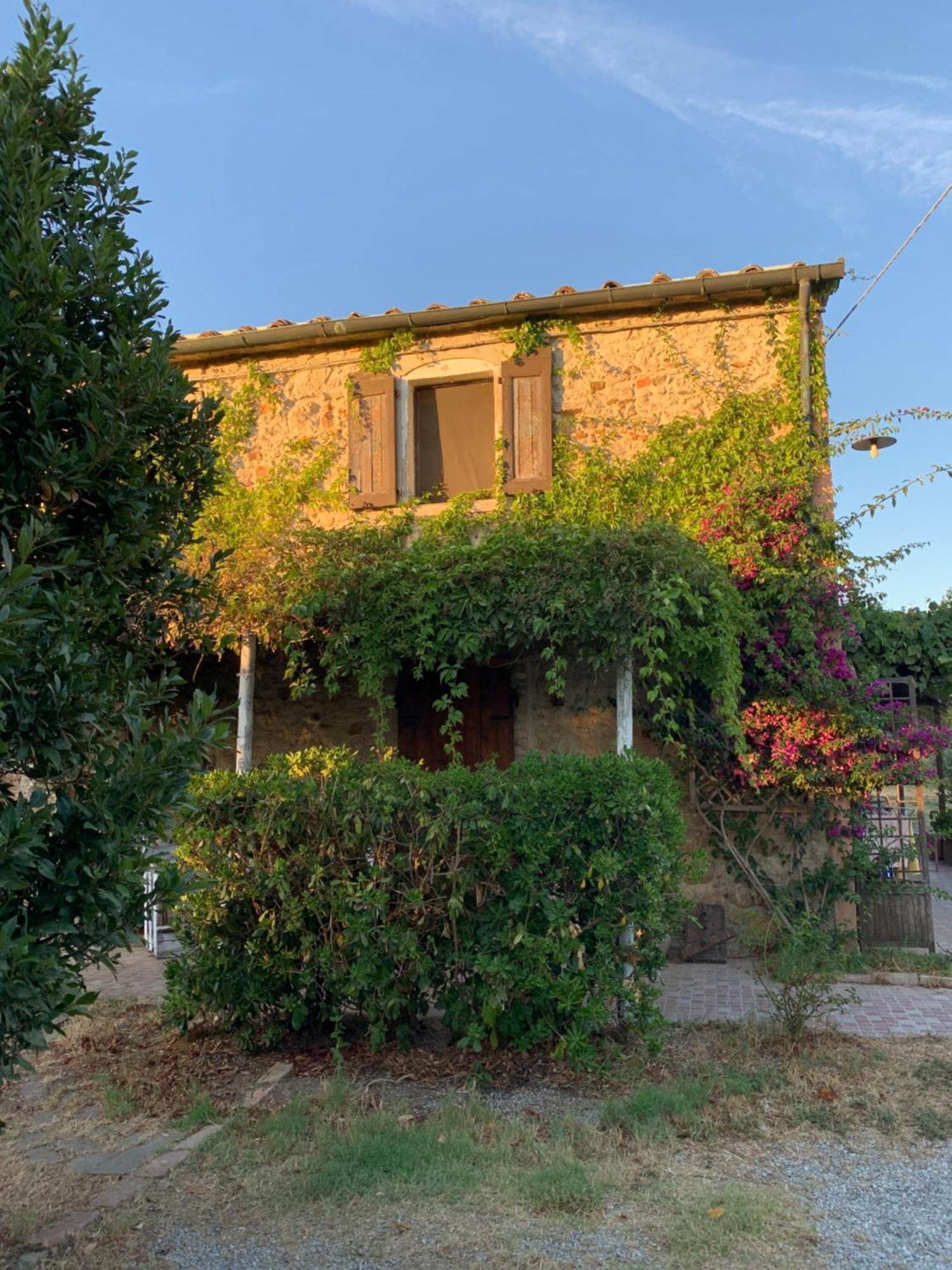 Podere Girasoli Piombino Exterior photo